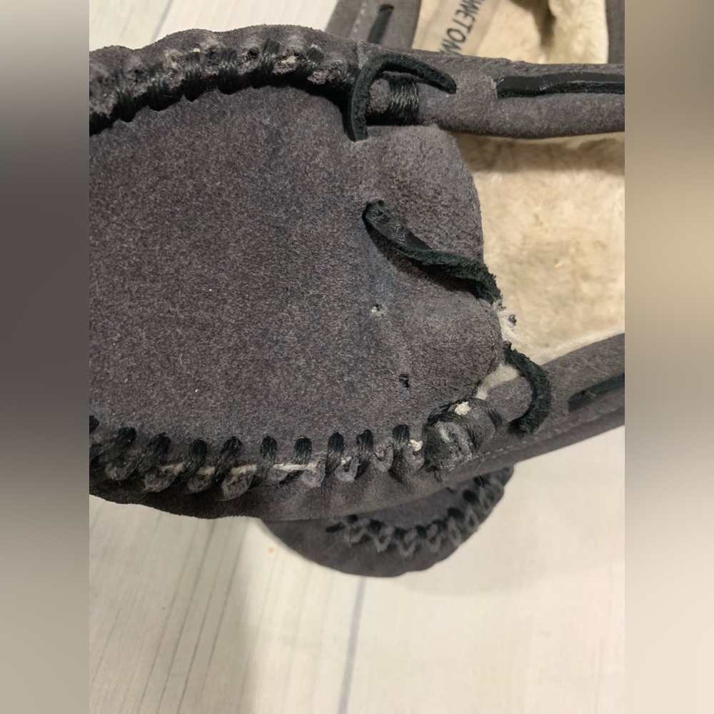 MINNETONKA TRAPPER MOCCASIN SLIPPER - Picture 3 of 5